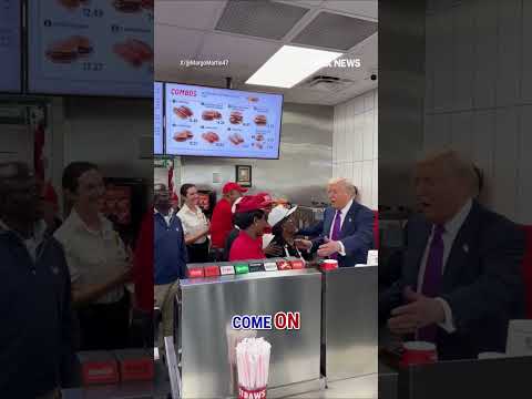 'THAT'S MY PRESIDENT!': Trump greets restaurant employees #shorts
